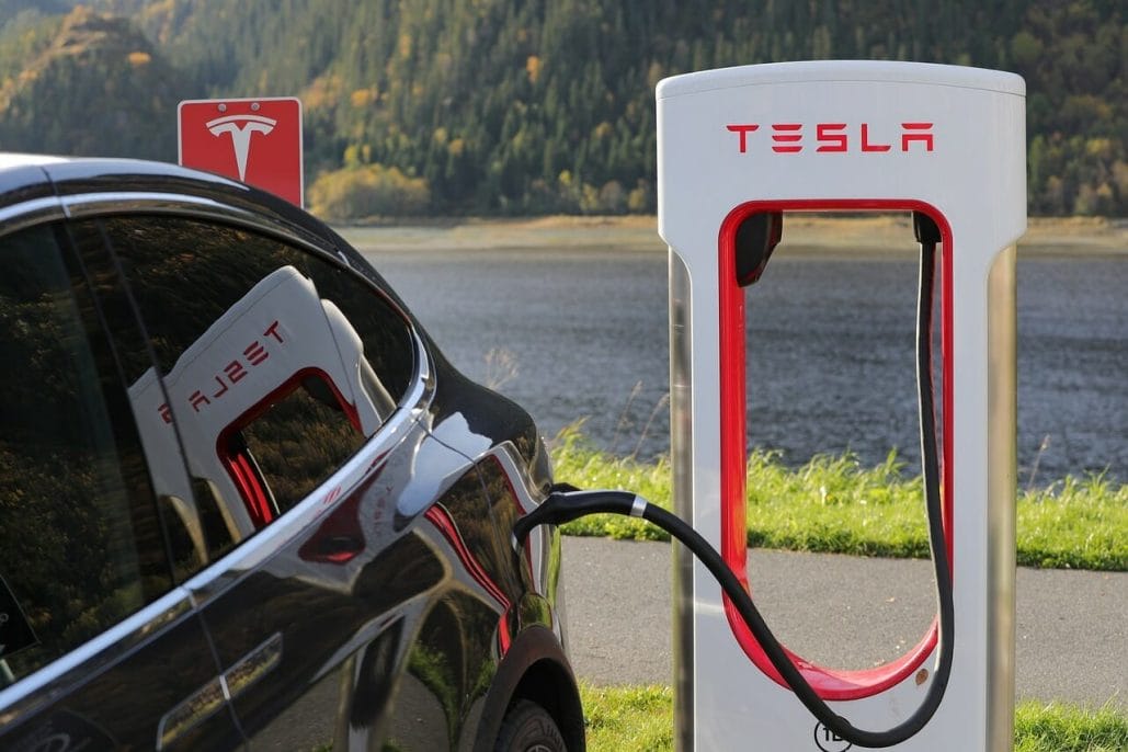 How Much Does it Cost to Charge a Tesla